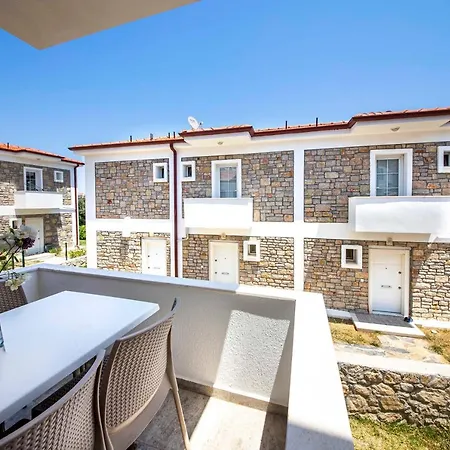 Peaceful Stone House Close To Beach With Backyard In Datca شقة *