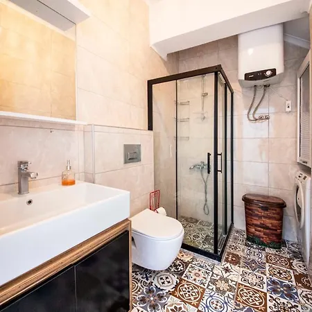 Peaceful Stone House Close To Beach With Backyard In Datca داتْشا
